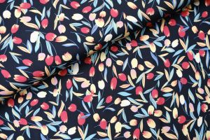Bonny Flower Viscose Navy - Laatste Stuk 1M